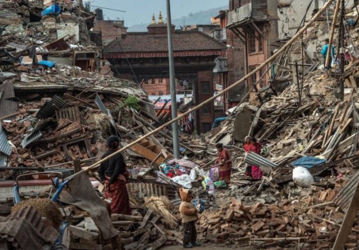 Число жертв в Непале возросло до 8 тысяч человек