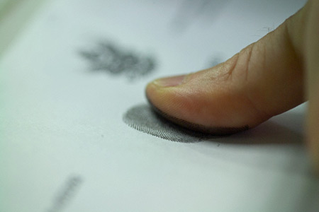 Отпечатки пальцев каждого украинца внесут в демографический реестр