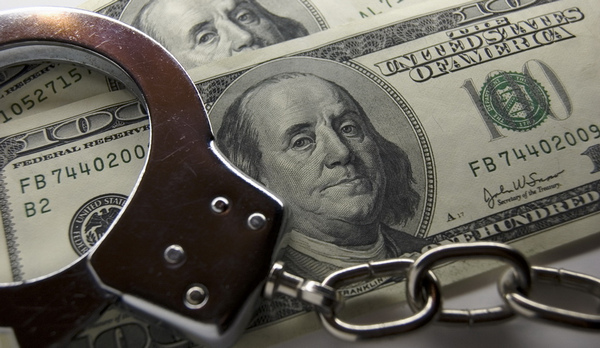 Мошенничество космических масштабов: в Греции по запросу США арестовали россиянина по подозрению в отмывании $4 миллиардов, уже известно имя богача