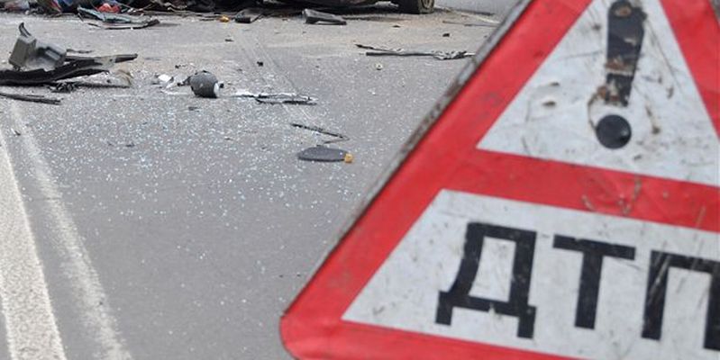 Автокатастрофа в Киевской области: водитель Subary разбил машину вдребезги на огромной скорости и погиб на месте - жуткие кадры ДТП