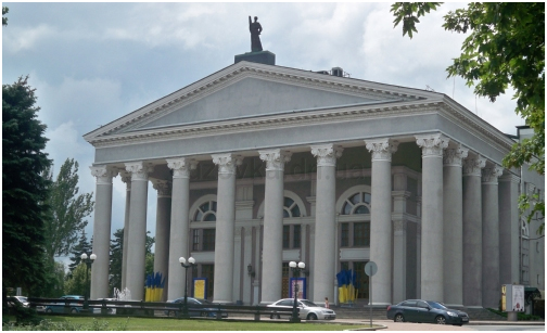 В Донецке ограбили музыкально-драматический театр