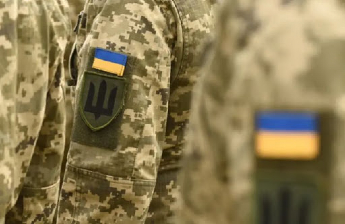 В Житомире 19-летнего солдата ВСУ нашли повешенным – начато расследование 