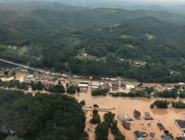 В Западной Вирджинии небывалое наводнение. Утонули 32 человека  