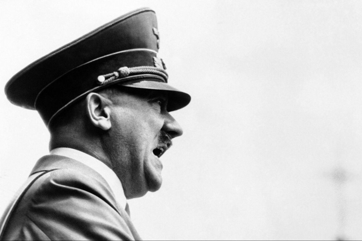 ​Ученые раскрыли тайны ДНК Гитлера и разоблачили ложь Лаврова: никакой "еврейской крови"