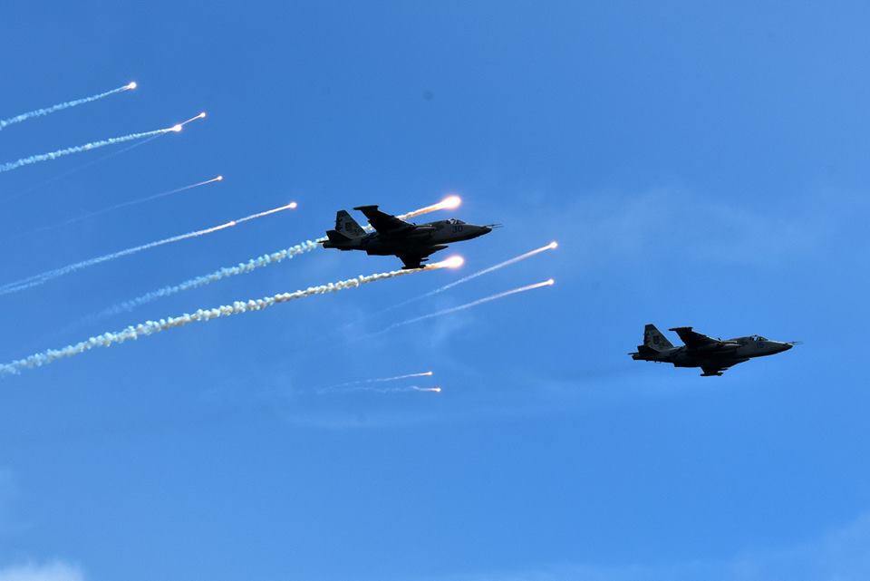 На Донбассе срочно подняли в воздух боевую авиацию и ракетные войска: Украина готовится к полномаштабной войне с агрессором