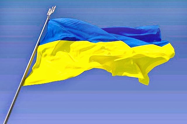 Наш флаг, он виден отовсюду: вывешенный партизанами флаг Украины над оккупированным луганским поселком разъярил террористов "ЛНР"