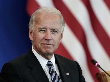 США будут поддерживать правительство Ирака, - Байден