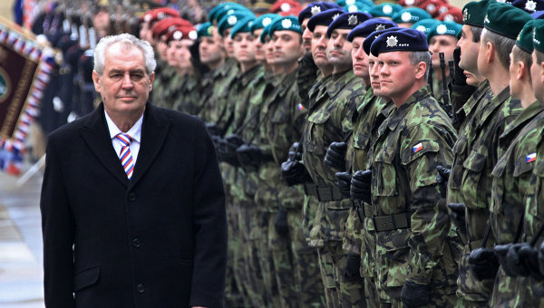 Президент Чехии отказался от участия в Параде Победы в Москве