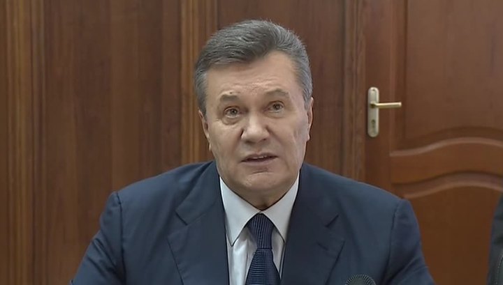 "После трех лет в России Янукович заговорил на украинском так, как будто бы он все эти три года штудировал и готовился к допросу", - эксперт