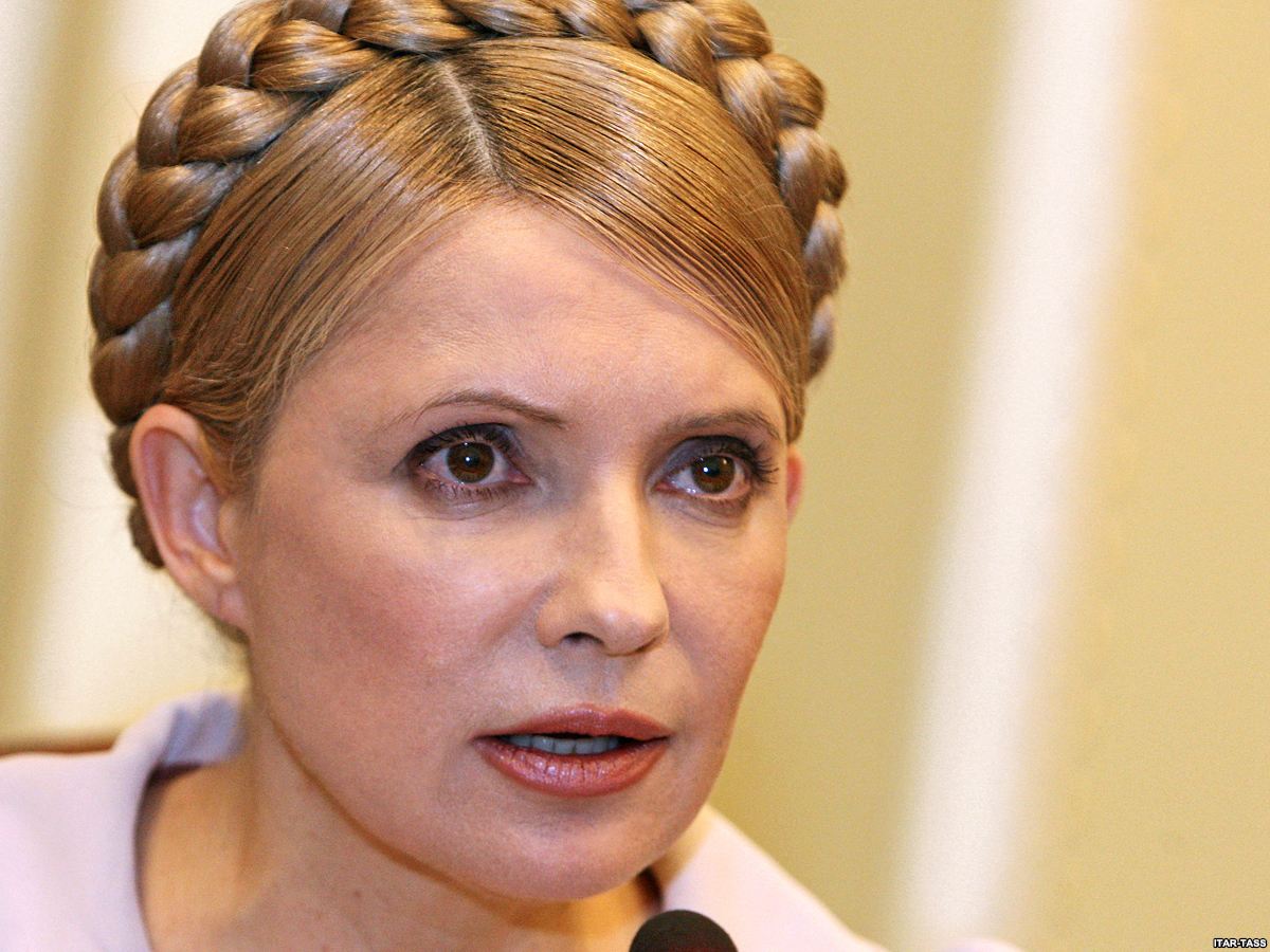 Тимошенко призвала Савченко перестать голодать: счет для здоровья летчицы идет на часы