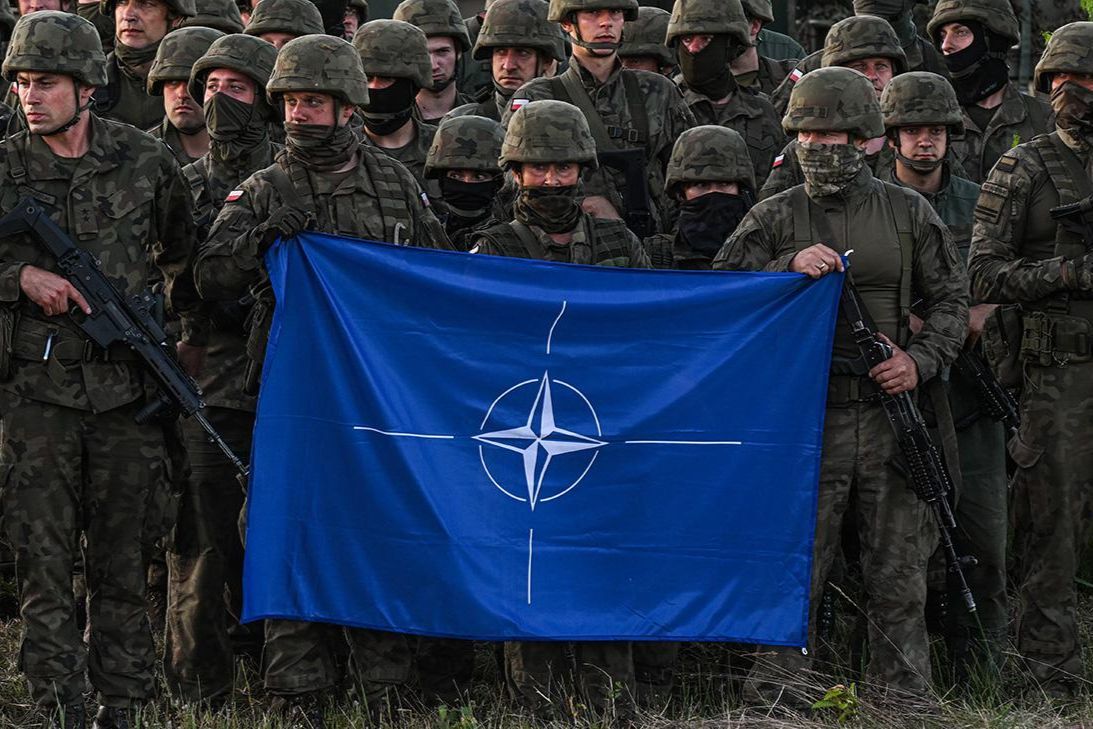 Танки тонут в бюрократии: FT узнал, как НАТО и ЕС готовятся встречать армию Путина