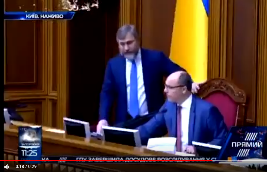 "Отойди от меня, нечисть!" - видео, как Парубий в Раде жестко ответил Новинскому и взорвал соцсети