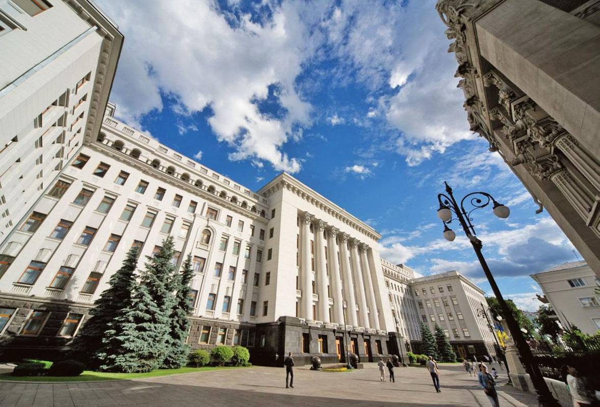 Кардинальные изменения в Администрации президента в первый рабочий день Зеленского: кадры