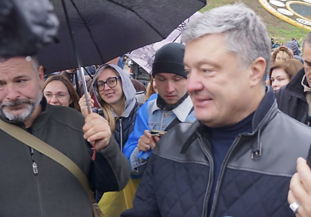 Скандал между Порошенко и таксистом: что же на самом деле произошло на Майдане