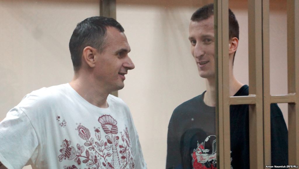 Климкин: Сенцова и Кольченко готовят к этапированию