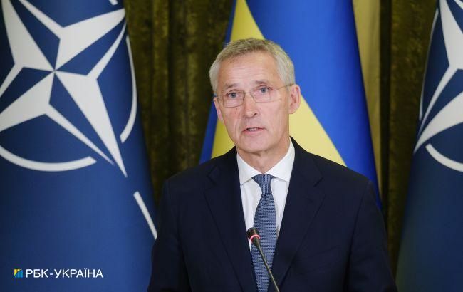 Генсек НАТО Столтенберг сказав, якою має бути підтримка України: "Не тільки на словах"