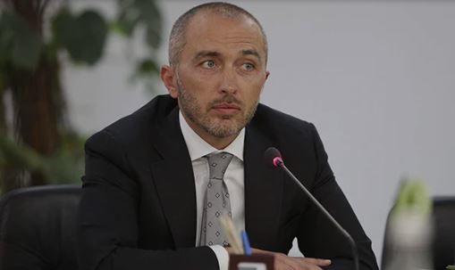 В Украине все же введут лимиты для переводов с карты на карту – глава НБУ