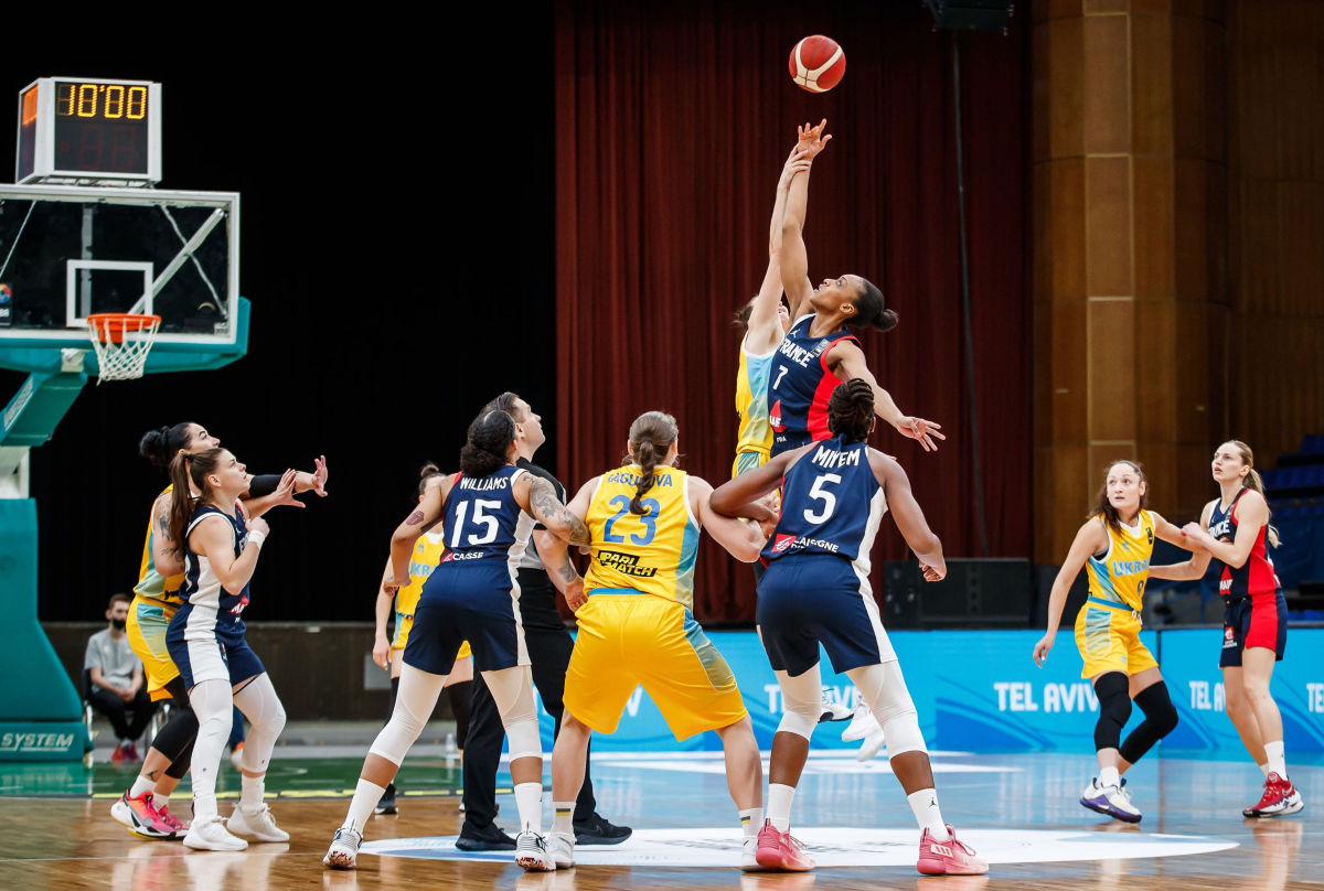 Неожиданно легко: женская сборная Украины по баскетболу на пути к Евро - 2023 "расправилась" с мировым фаворитом