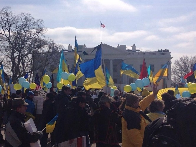 Украинцы придут к Белому дому поддержать Порошенко на встрече с Обамой