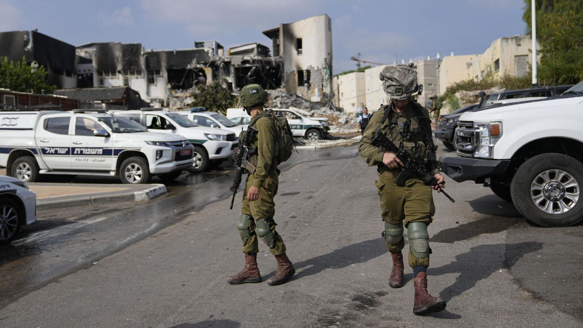 В Израиле угроза нового вторжения боевиков ХАМАСа, жителей просят запереться в домах - СМИ 
