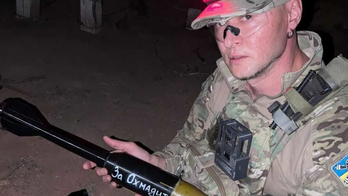 ​Фронтмен "Бумбокса" Хлывнюк показал, как именно отомстил российским агрессорам за обстрел "Охматдета"
