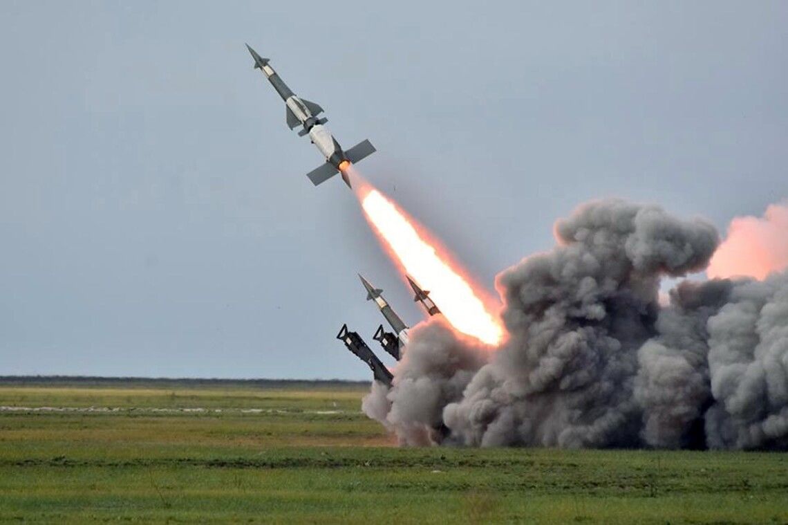 "Потом пойдет на спад..." – Жданов рассказал, сколько еще будут длиться массированные ракетные обстрелы