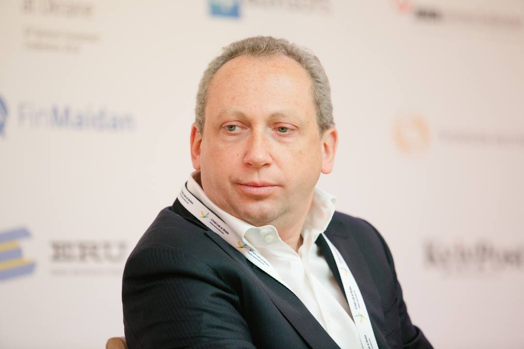 Слава Рабинович ответил Собчак: "По российскому праву Крым – тоже украинский! Генпрокуратура обязана выписать ордер на арест Путина и Матвиенко"