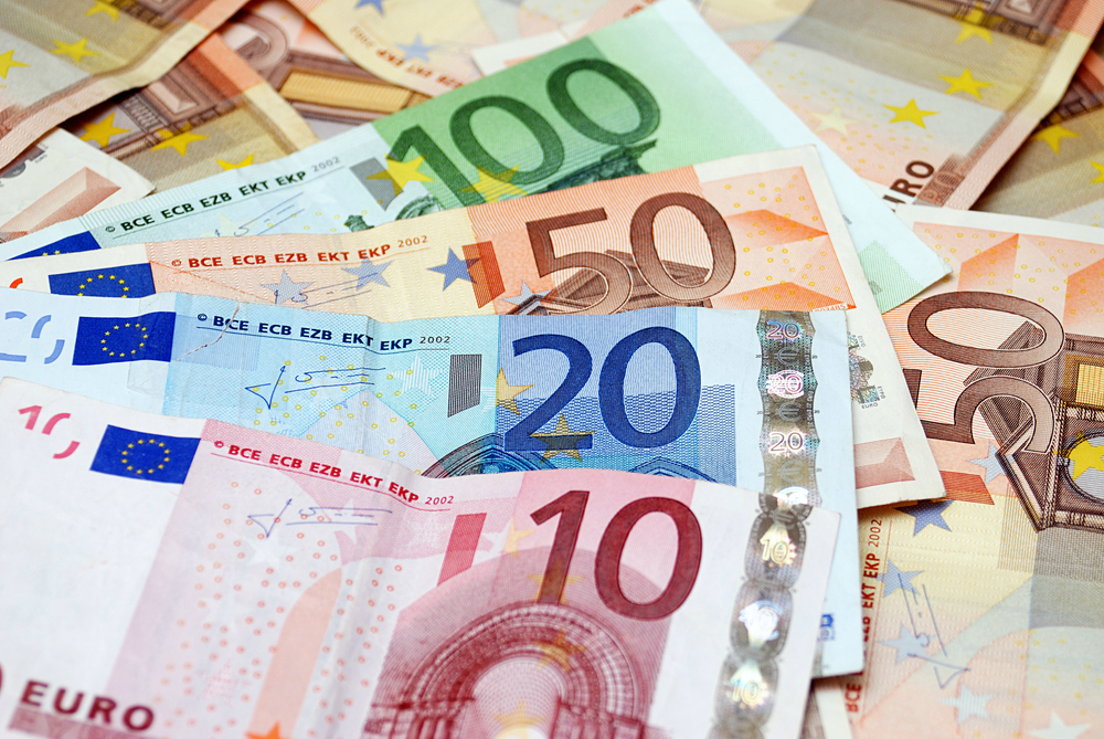 Покупка валюты онлайн теперь доступна в Украине – вступил в силу новый закон 
