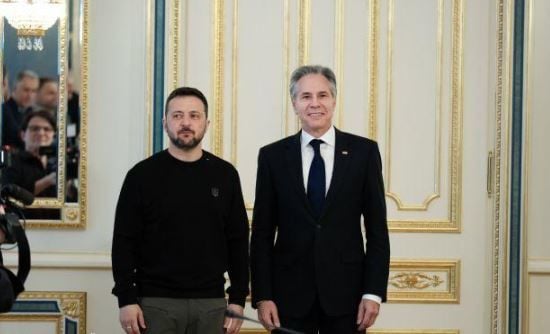 Блинкен в Киеве рассказал о сроках поставки военной помощи от США: "Уже едет"