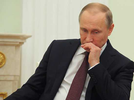 Экс-посол США в РФ: Путин не глуп – он отступает из-за поражения Трампа 