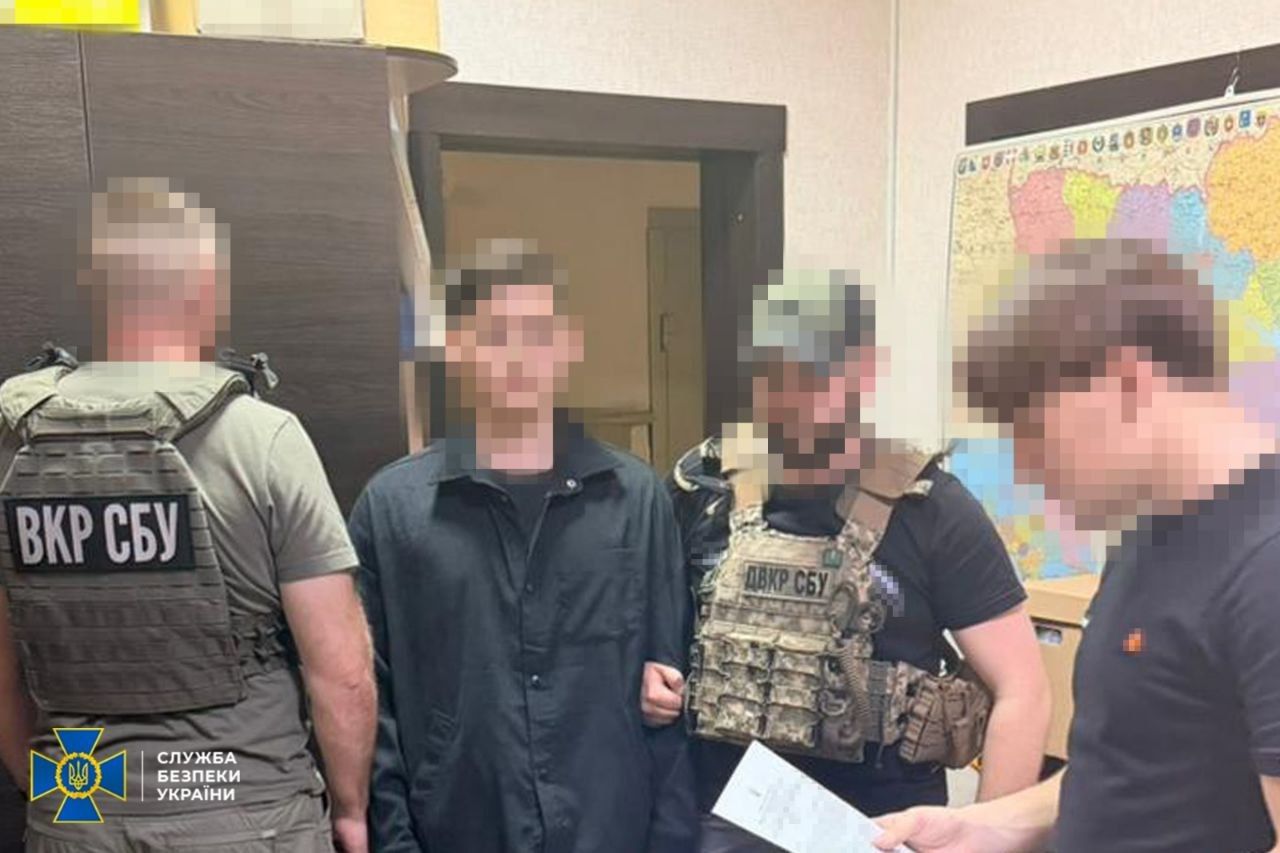 СБУ пресекла деятельность информатора в Полтаве: шпионил для оккупантов за деньги