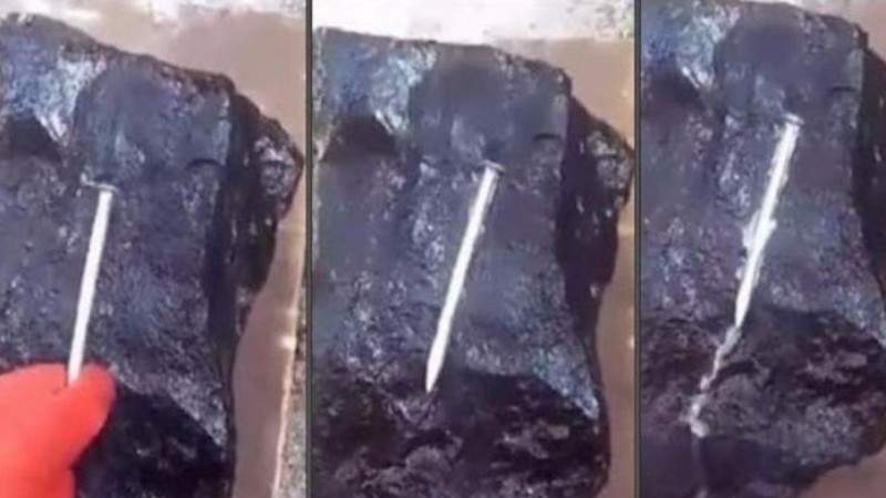 Житель Мьянмы обнаружил необычный камень, который плавит металл, – кадры