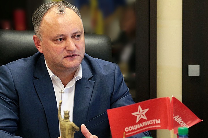 ​Еще одна республика сдалась под натиском Кремля: новоизбранный президент Молдовы Додон заявил, что первый официальный визит совершит в Москву