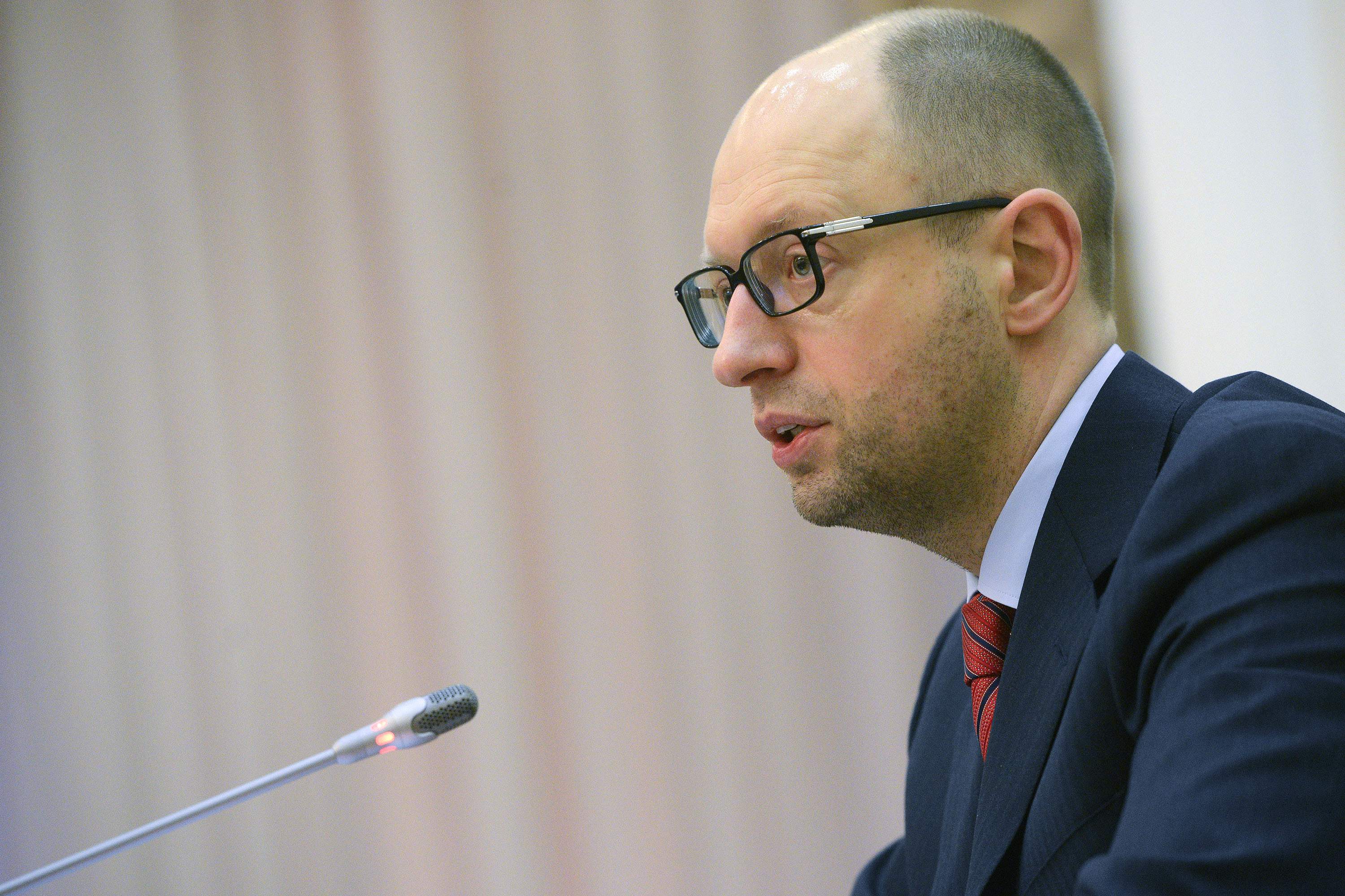 Яценюк: Необходимо разбронировать госрезерв Украины и провести инвентаризацию лекарств