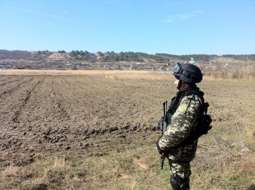 На границе с Приднестровьем обнаружен тайник с минами