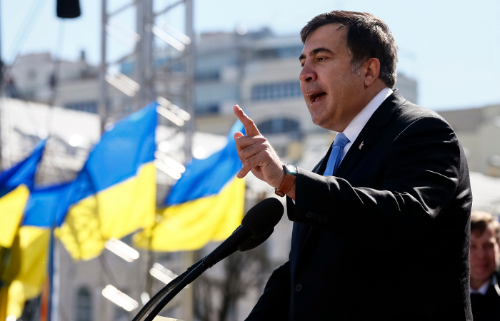 Саакашвили: Боевой дух у украинских солдат высокий, а нужного снаряжения нет