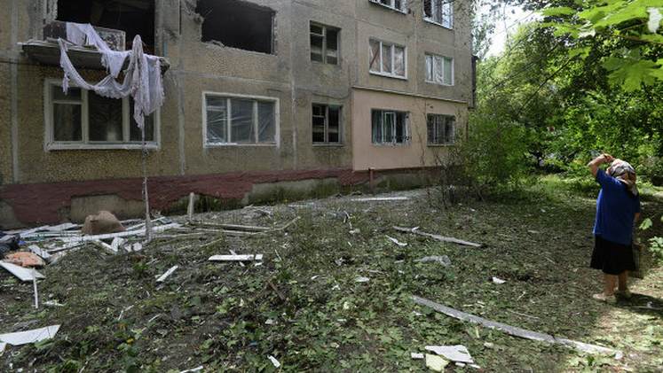 СМИ: западные подступы к Донецку обстреливает украинская армия