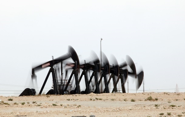 Цены на нефть вновь начали падать