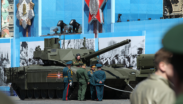 Заглохший танк «Армата» простоял у Мавзолея до конца репетиции парада Победы