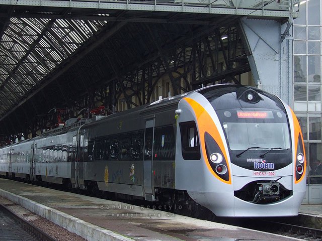 С 29 ноября начал курсировать поезд Красноармейск-Киев
