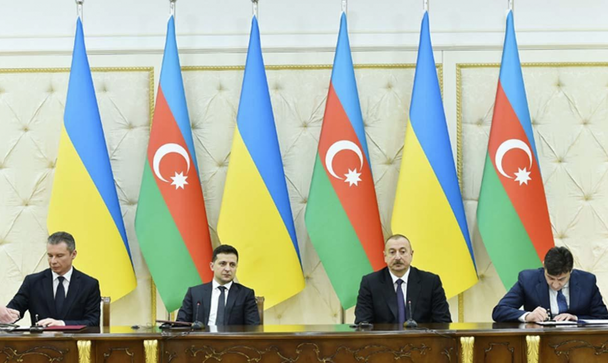 Азербайджан обратился за помощью к Украине из-за Нагорного Карабаха