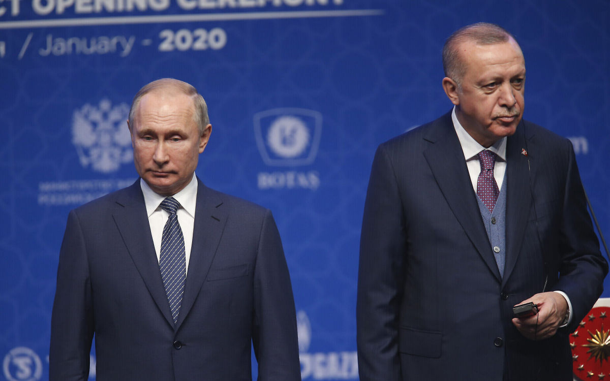 Путин позвонил Эрдогану за день до визита Зеленского в Турцию: глава Кремля отчитался о Донбассе