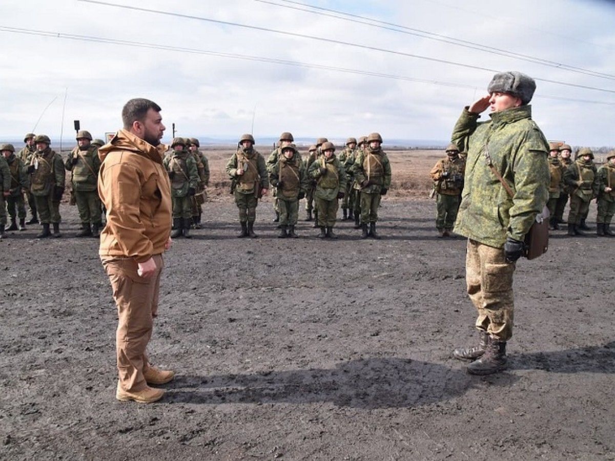 Главари "ДНР" разворовали "помощь" Кремля для "армии" – наемники остались без средств спасения