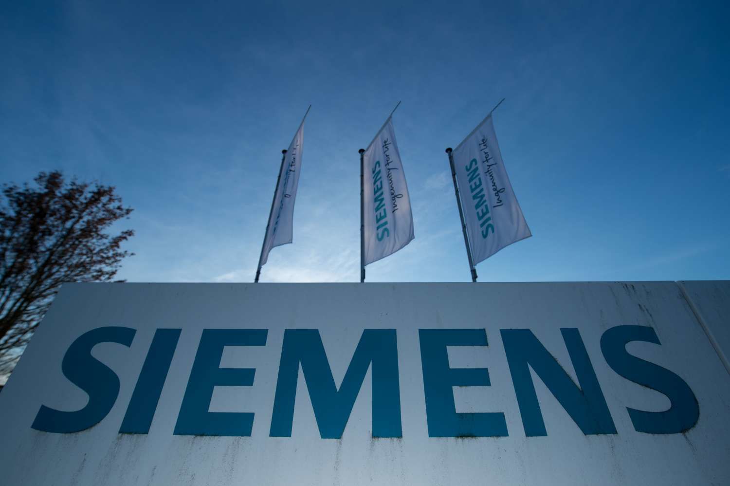 Siemens выходит из России: 170 лет сотрудничества подошли к концу