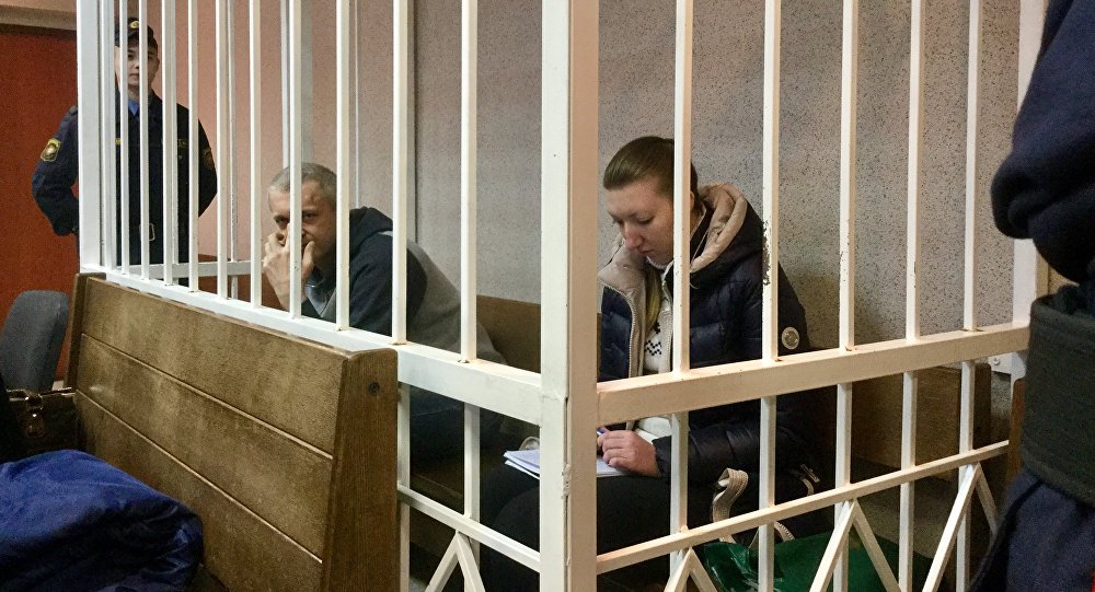В Беларуси вынесли расстрельный приговор обвиняемым в заказном убийстве. Девушка, заказчица преступления, получила 12 лет лишения свободы