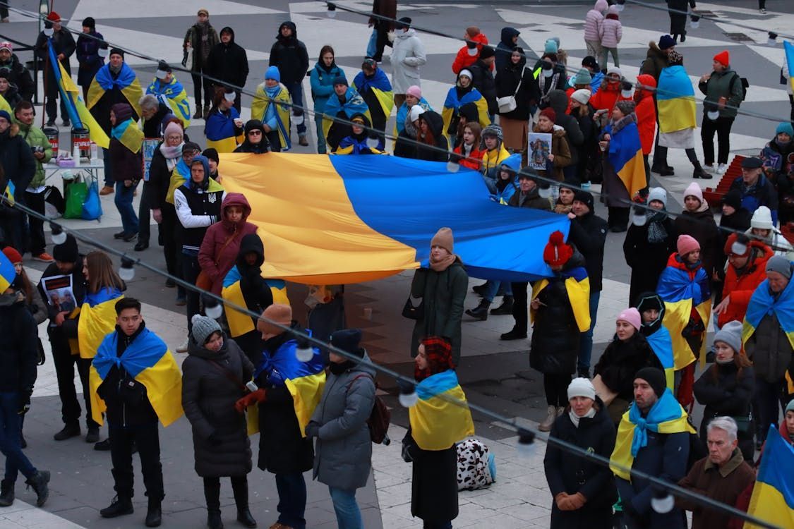 Великий бізнес не залишається осторонь від війни