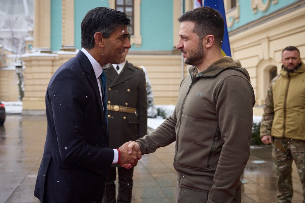 Сунак приїхав до Зеленського та привіз новий пакет військової допомоги