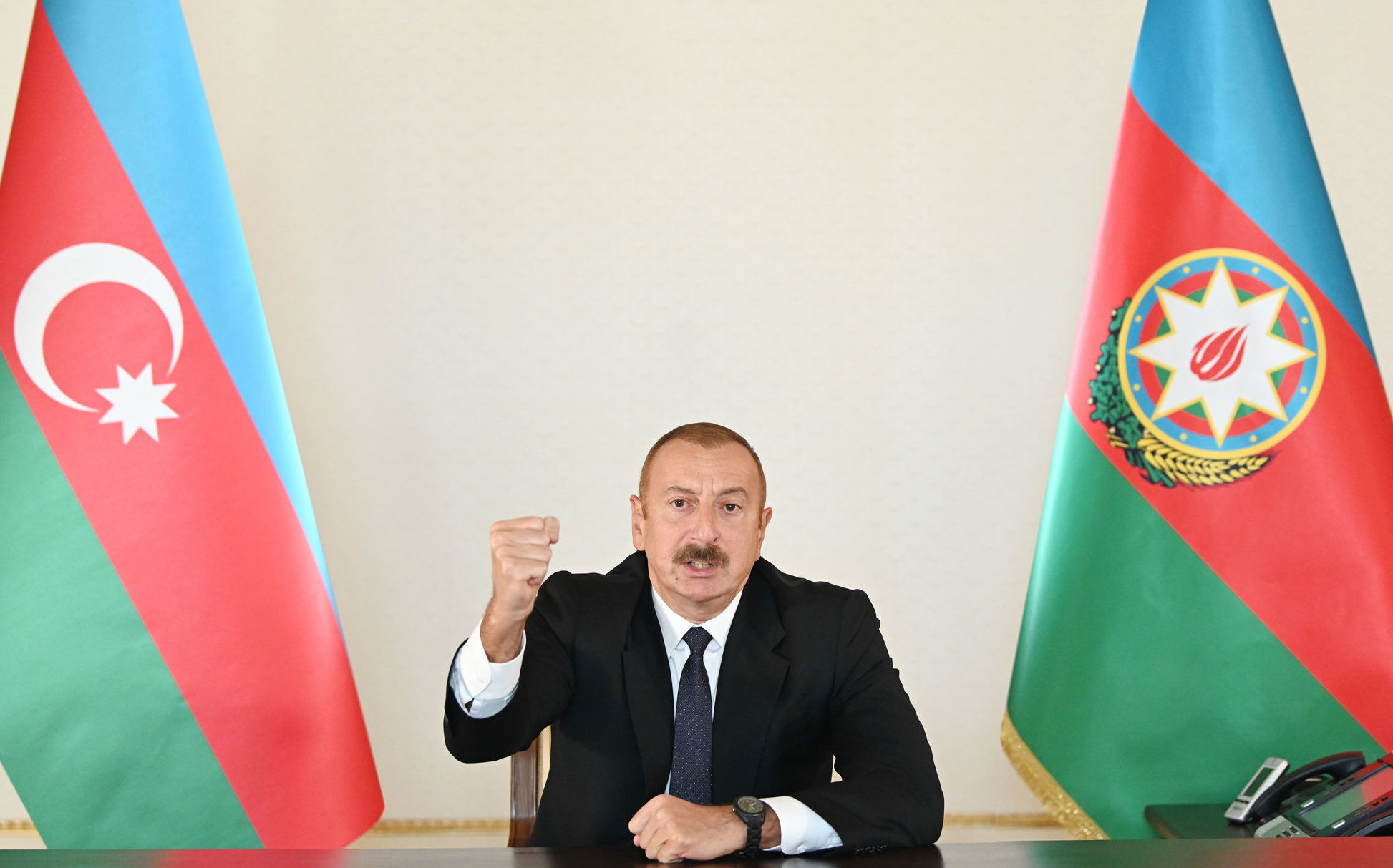 Война в Карабахе: Алиев заявил о переходе целого ряда сел под контроль Азербайджана