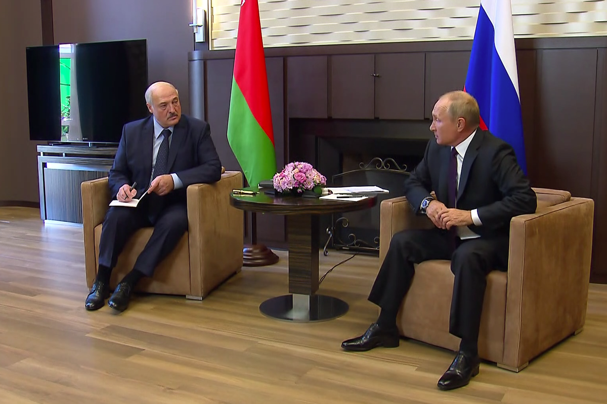 ​Эксперт об итогах поездки Лукашенко к Путину: "Беларусь уже потеряна для России"