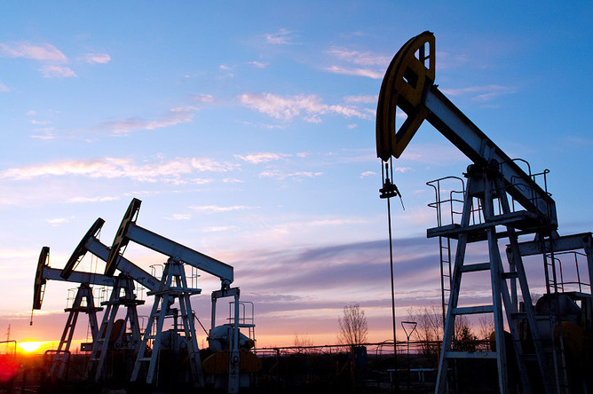 Стала известна причина "внезапного" снижения цены на нефть после подъема